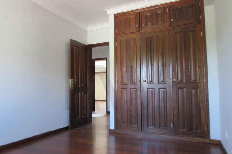 Apartamento T2 para Arrendamento em Vagos e Santo António Foto 4