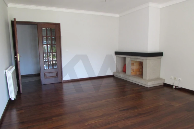 Apartamento T2 para Arrendamento em Vagos e Santo António Foto 2