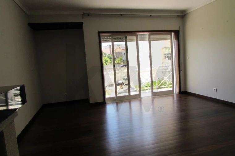 Apartamento T2 para Arrendamento em Vagos e Santo António Foto 12