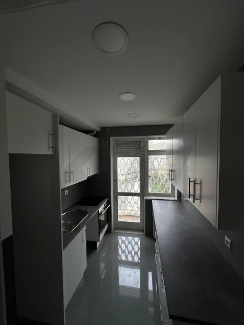 Apartamento T2 para Arrendamento em Cedofeita, Santo Ildefonso, Sé, Miragaia, São Nicolau e Vitória