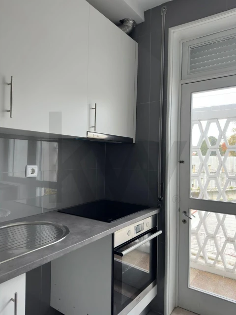 Apartamento T2 para Arrendamento em Cedofeita, Santo Ildefonso, Sé, Miragaia, São Nicolau e Vitória