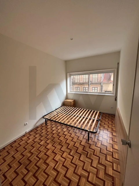 Apartamento T2 para Arrendamento em Cedofeita, Santo Ildefonso, Sé, Miragaia, São Nicolau e Vitória