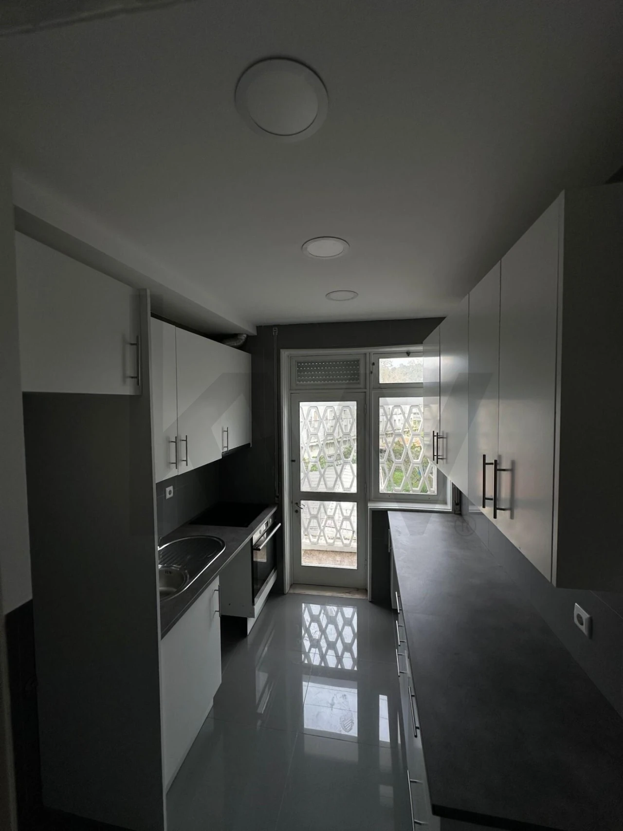 Apartamento T2 para Arrendamento em Cedofeita, Santo Ildefonso, Sé, Miragaia, São Nicolau e Vitória Foto 5