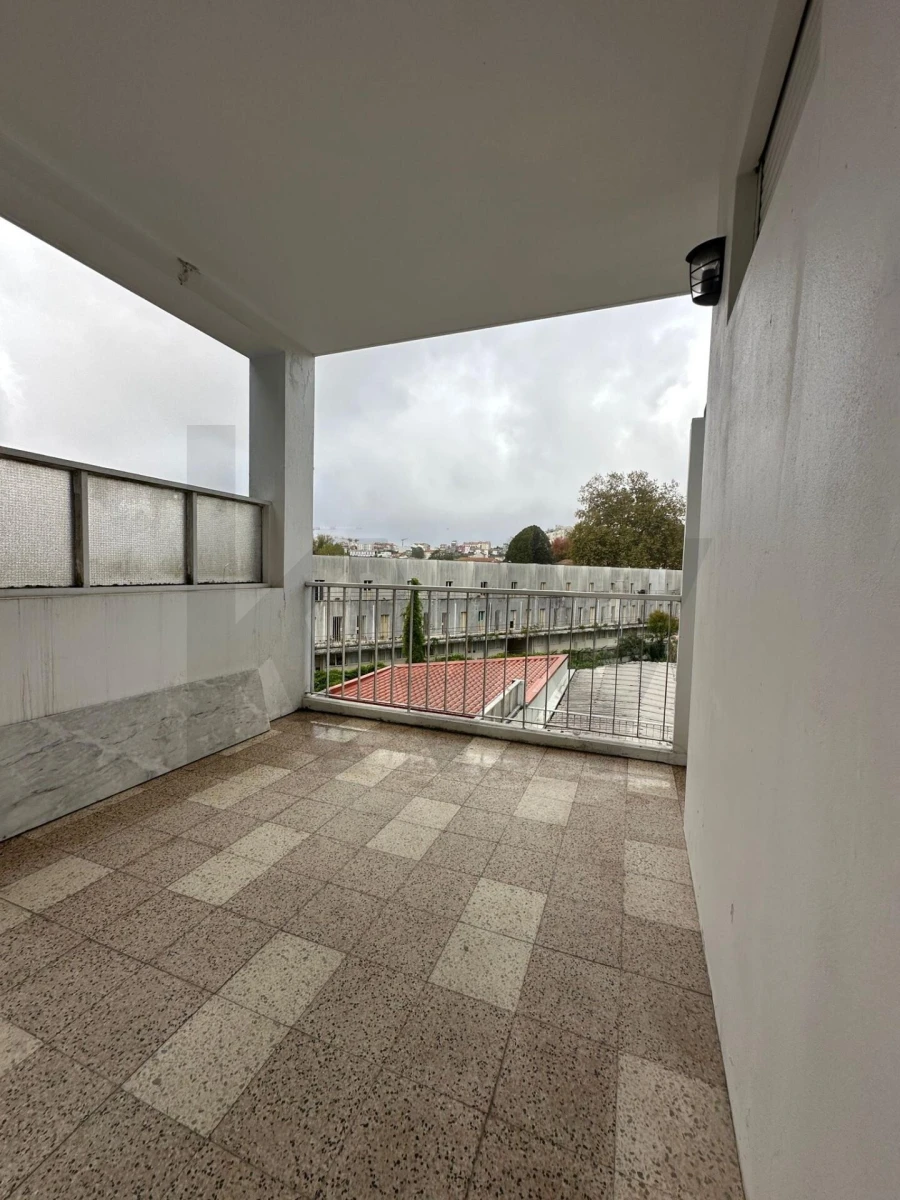 Apartamento T2 para Arrendamento em Cedofeita, Santo Ildefonso, Sé, Miragaia, São Nicolau e Vitória Foto 17