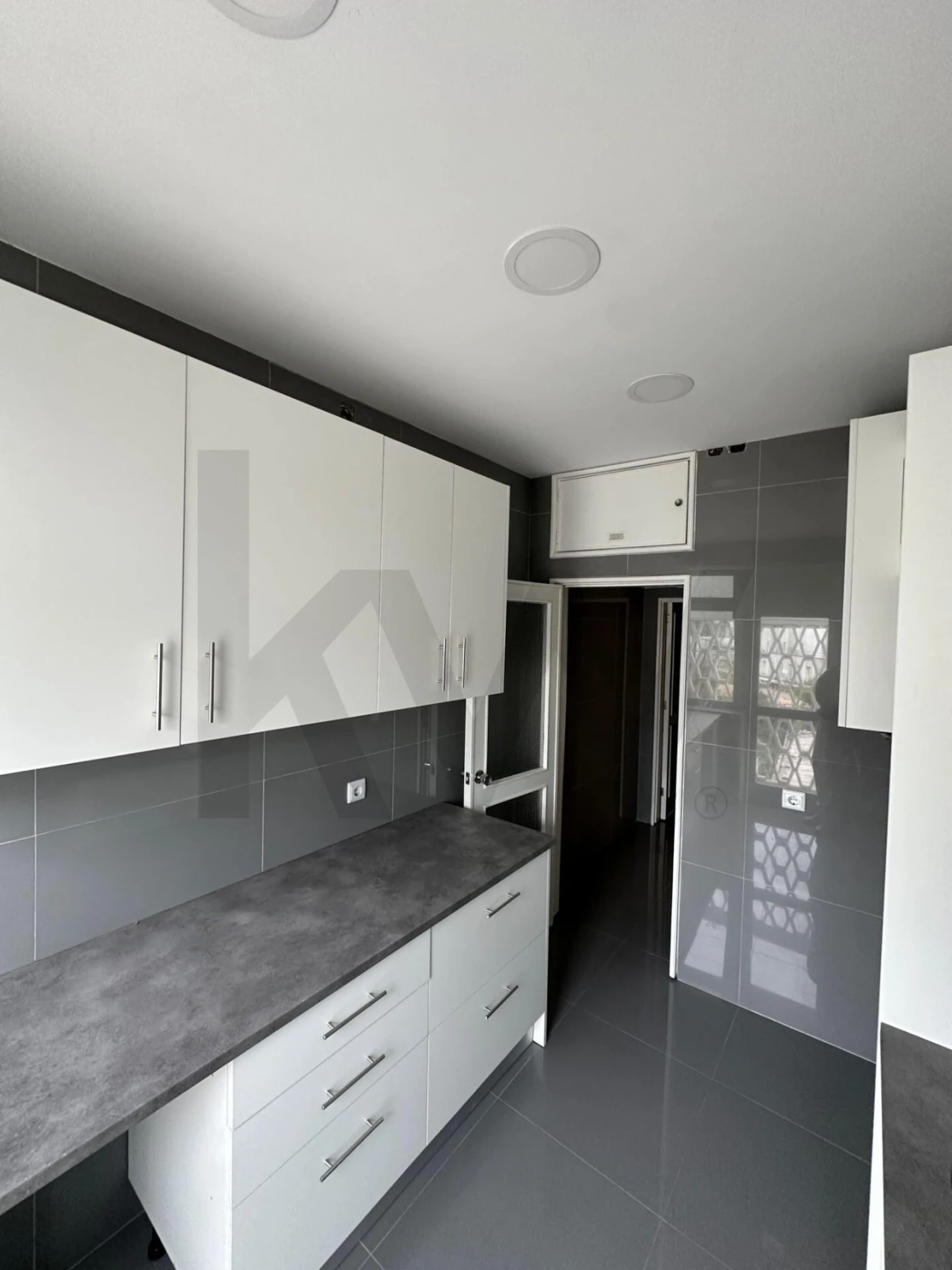 Apartamento T2 para Arrendamento em Cedofeita, Santo Ildefonso, Sé, Miragaia, São Nicolau e Vitória Foto 4