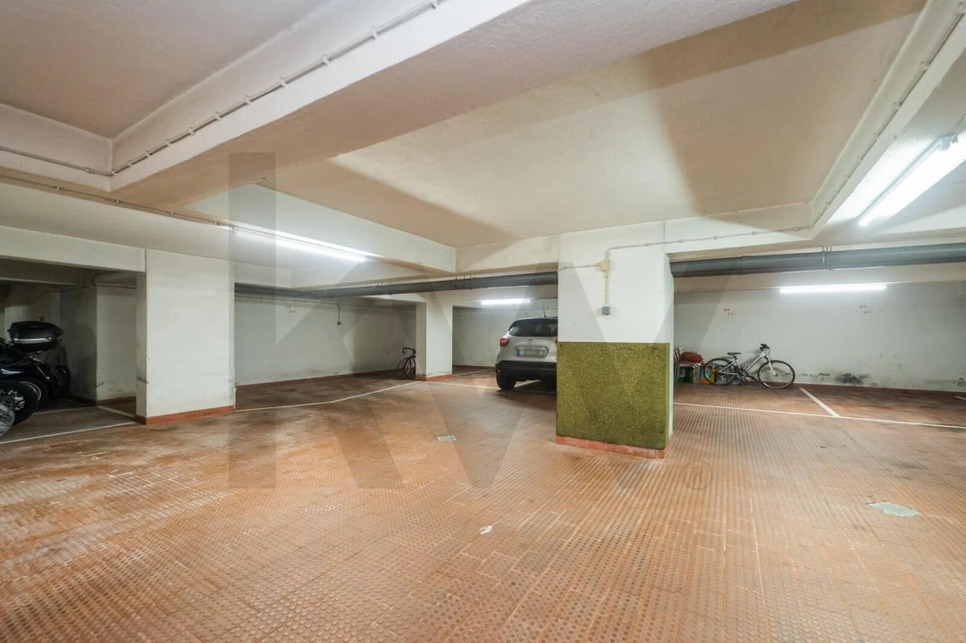 Apartamento T2 para Venda em Encosta do Sol Foto 42