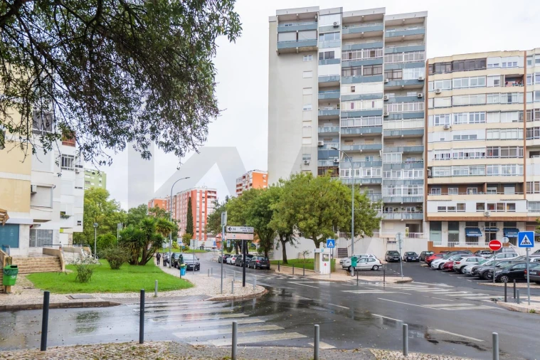 Apartamento T2 para Venda em Encosta do Sol Foto 46