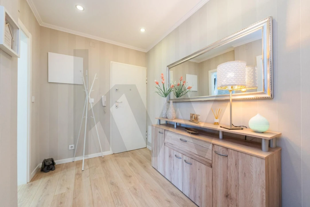 Apartamento T2 para Venda em Encosta do Sol Foto 2