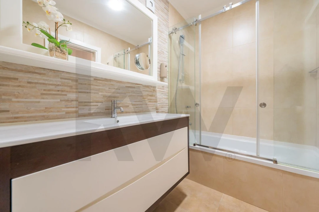 Apartamento T2 para Venda em Encosta do Sol Foto 28