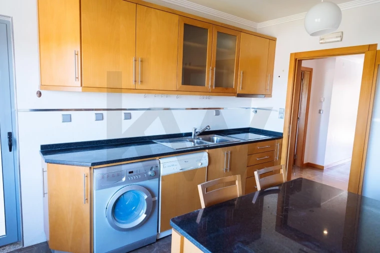 Apartamento T3 para Venda em Trancoso (São Pedro e Santa Maria) e Souto Maior Foto 2