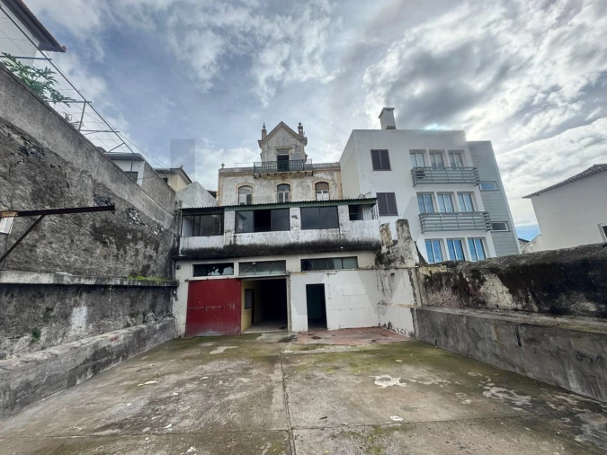 Prédio para Venda em Funchal (Santa Luzia) Foto 6