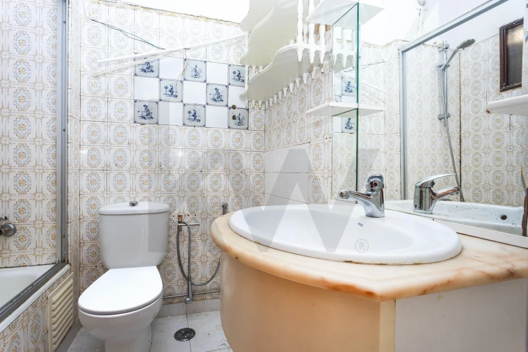 Apartamento T2 para Venda em Odivelas Foto 13