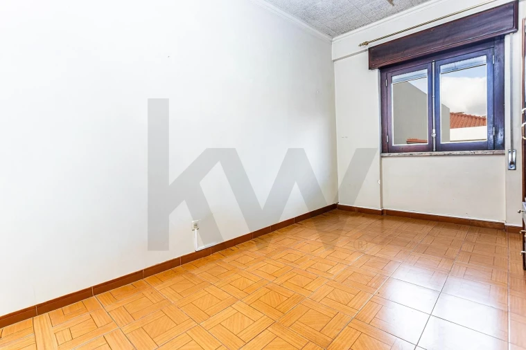 Apartamento T2 para Venda em Odivelas Foto 6