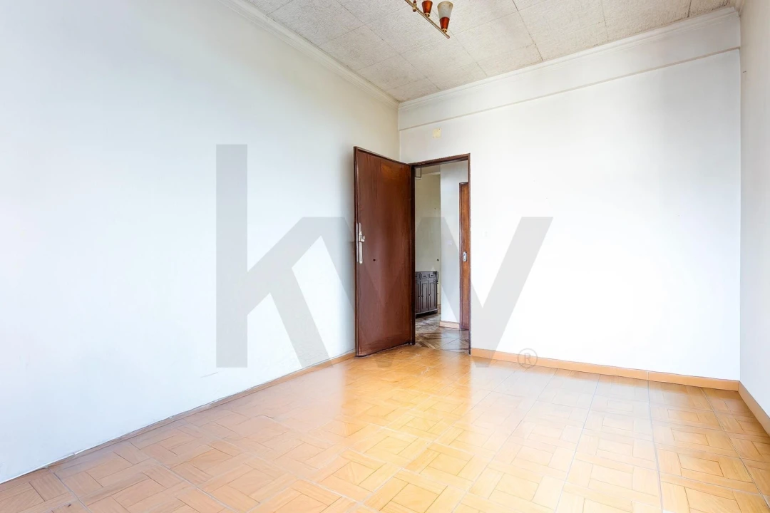 Apartamento T2 para Venda em Odivelas Foto 5