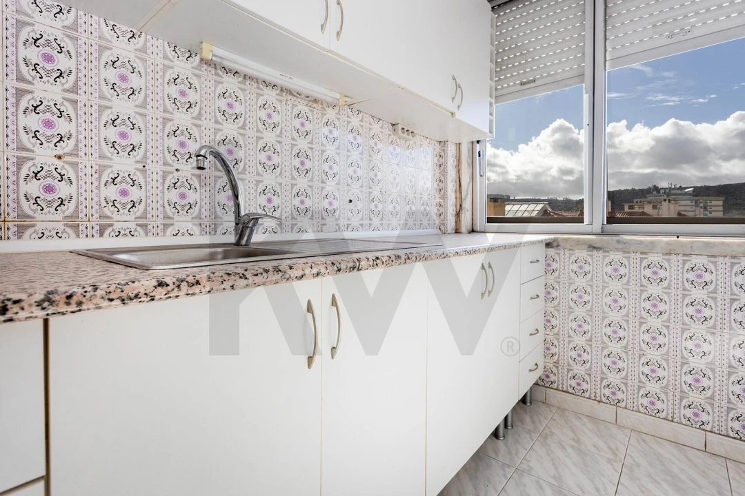 Apartamento T2 para Venda em Odivelas Foto 11