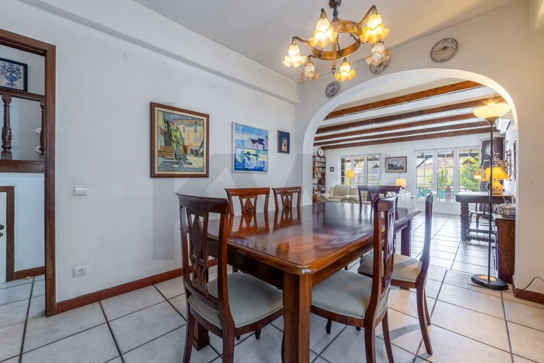 Moradia T6 para Venda em Algés, Linda-A-Velha e Cruz Quebrada-Dafundo Foto 15