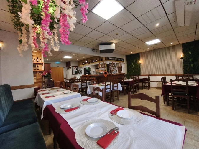 Negócio para Arrendamento em Lagos (São Sebastião e Santa Maria) Foto 6