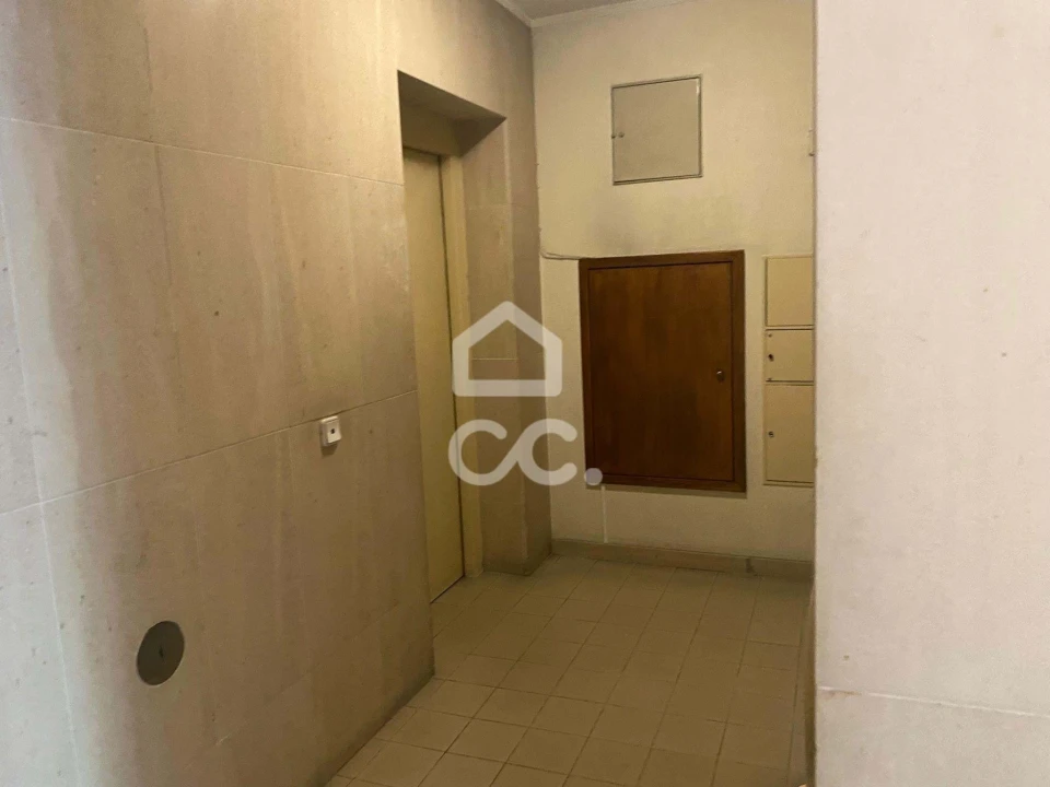 Apartamento T1 para Venda em Braga (Maximinos, Sé e Cividade) Foto 13