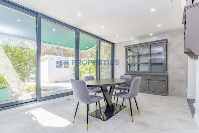 Moradia T2 para Venda em Quarteira Foto 5