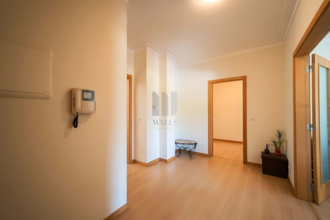 Apartamento T3 para Venda em Buarcos Foto 2