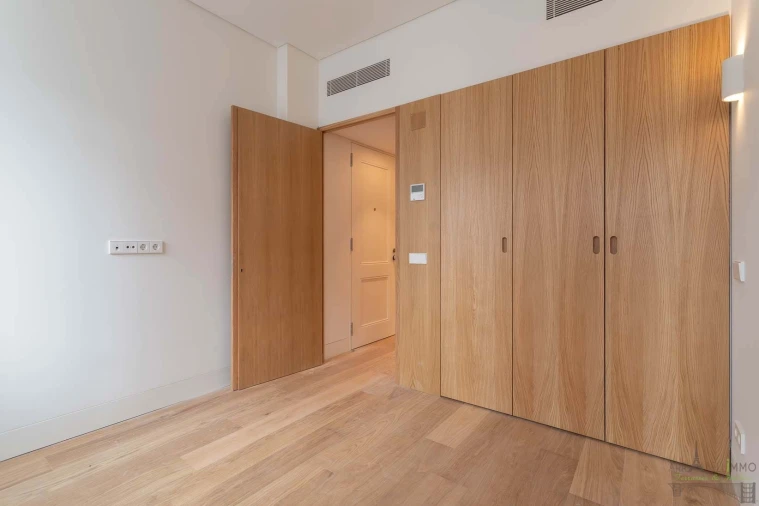 Apartamento T1 para Venda em Santo António Foto 17