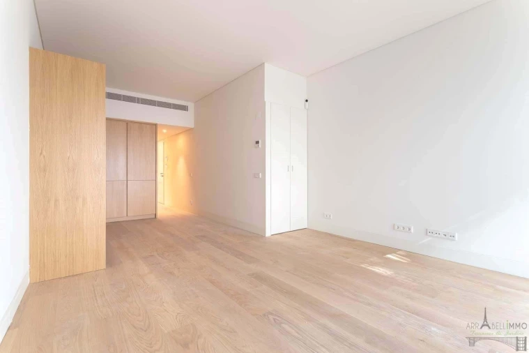 Apartamento T1 para Venda em Santo António Foto 8