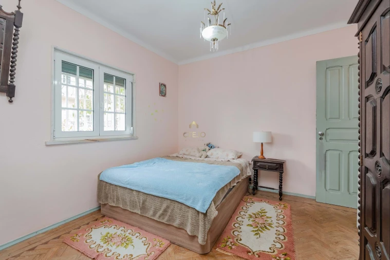 Moradia T2 para Venda em Santa Iria de Azoia, São João da Talha e Bobadela Foto 4