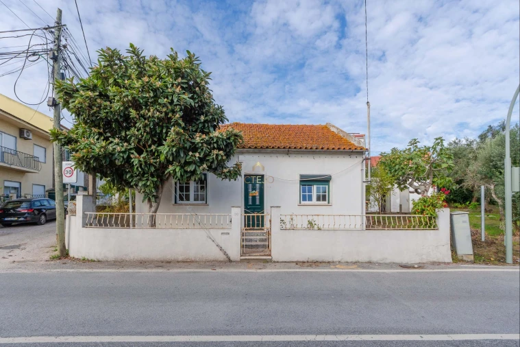 Moradia T2 para Venda em Santa Iria de Azoia, São João da Talha e Bobadela Foto 1