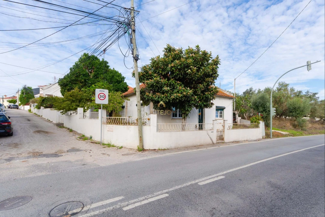 Moradia T2 para Venda em Santa Iria de Azoia, São João da Talha e Bobadela Foto 27