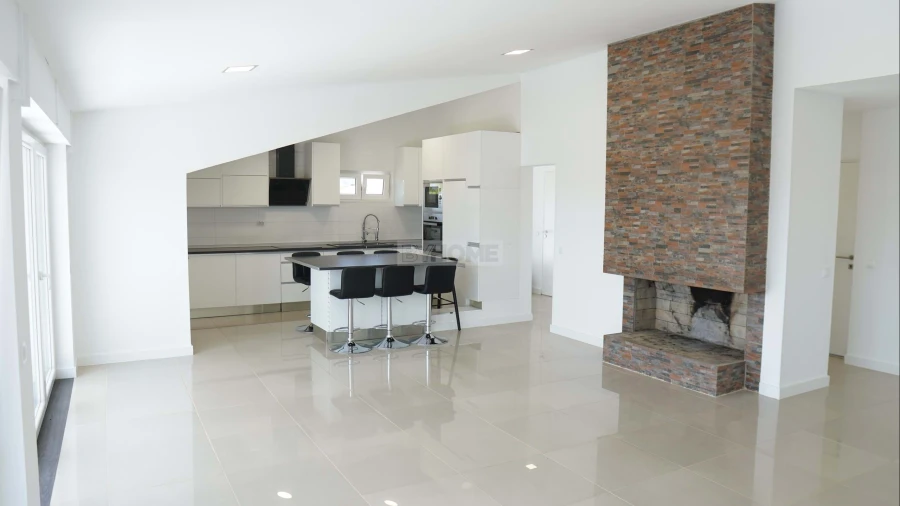 Apartamento T3 para Venda em Cascais e Estoril Foto 1