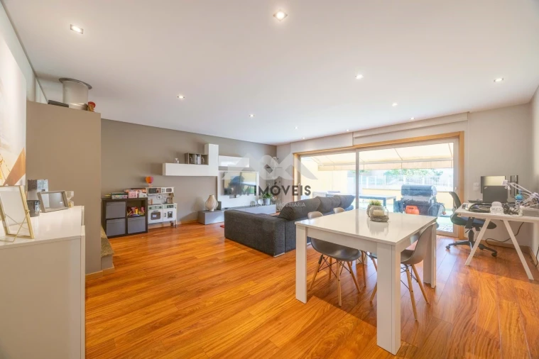 Moradia T3 para Venda em Santa Marinha e São Pedro da Afurada Foto 12