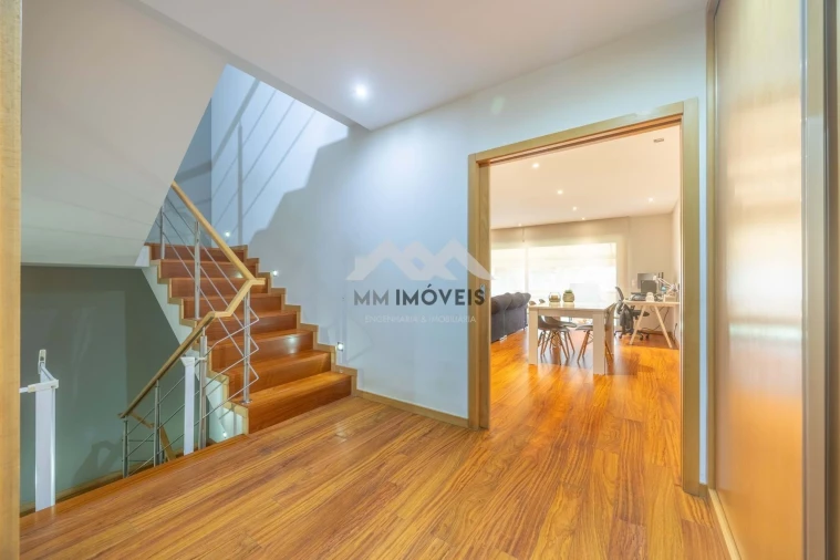 Moradia T3 para Venda em Santa Marinha e São Pedro da Afurada Foto 11