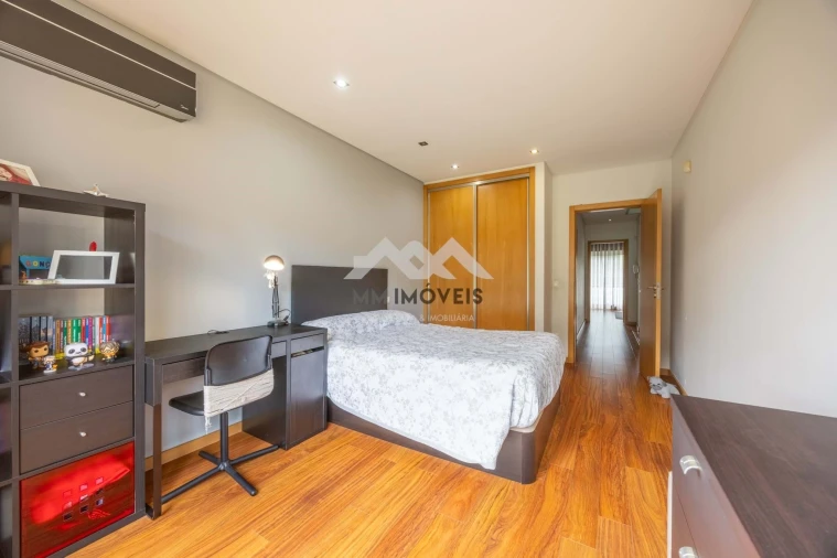 Moradia T3 para Venda em Santa Marinha e São Pedro da Afurada Foto 42