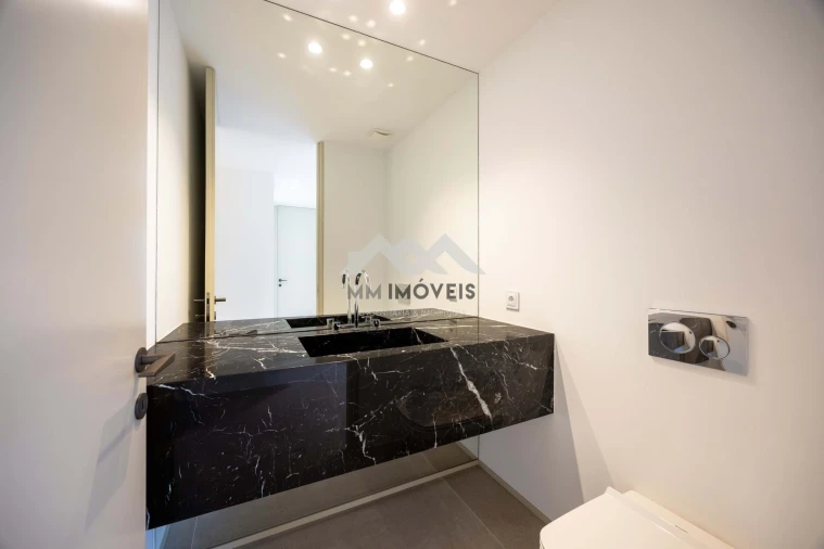 Moradia T5 para Venda em Canidelo Foto 12