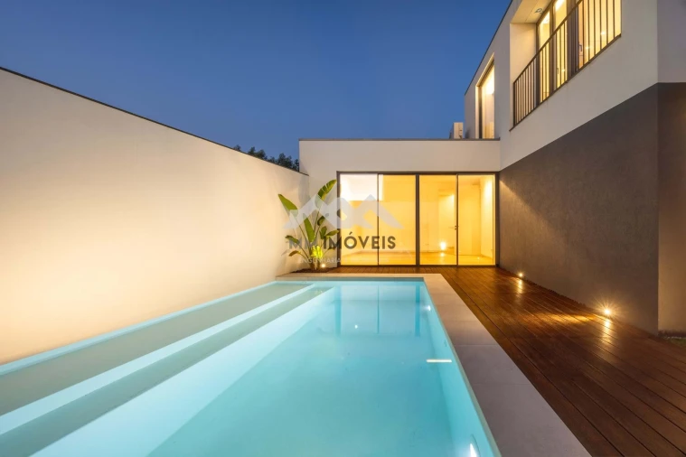 Moradia T5 para Venda em Canidelo Foto 17