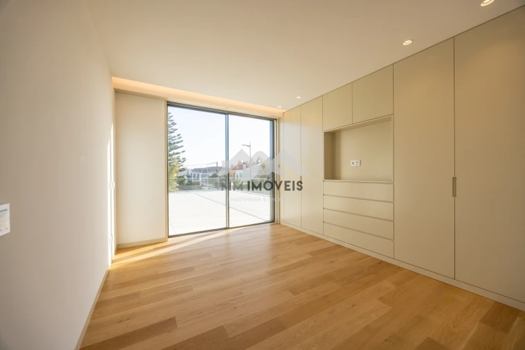 Moradia T5 para Venda em Canidelo Foto 56