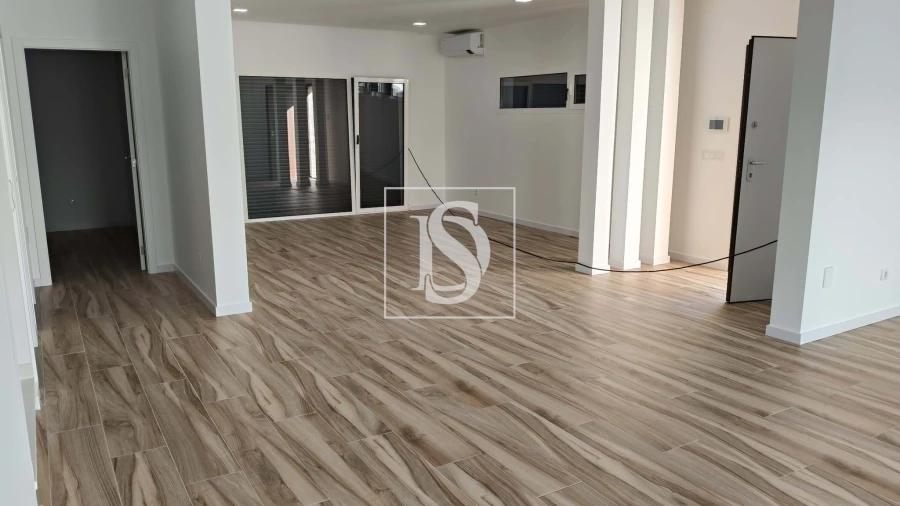 Moradia T4 para Venda em Nossa Sra de Fatima Foto 33