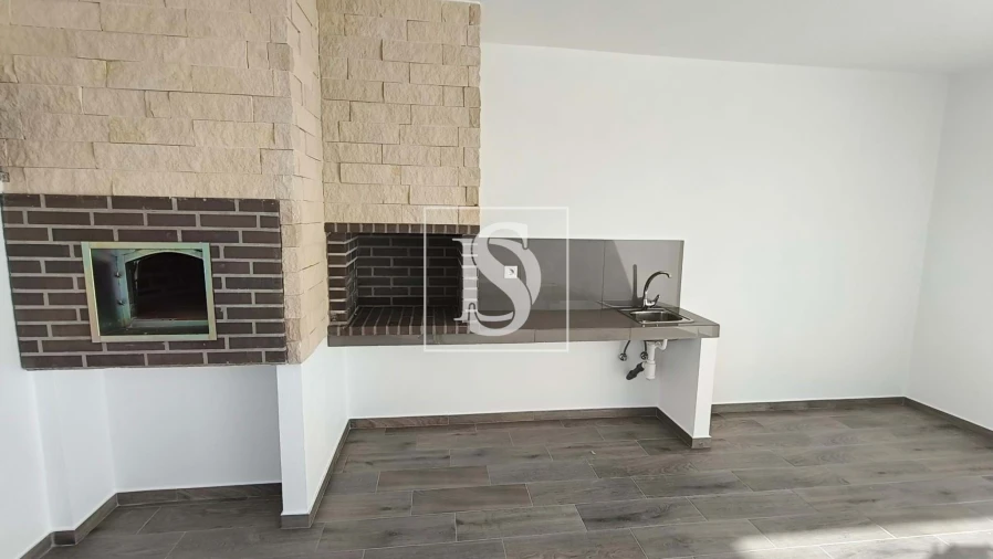 Moradia T4 para Venda em Nossa Sra de Fatima Foto 11