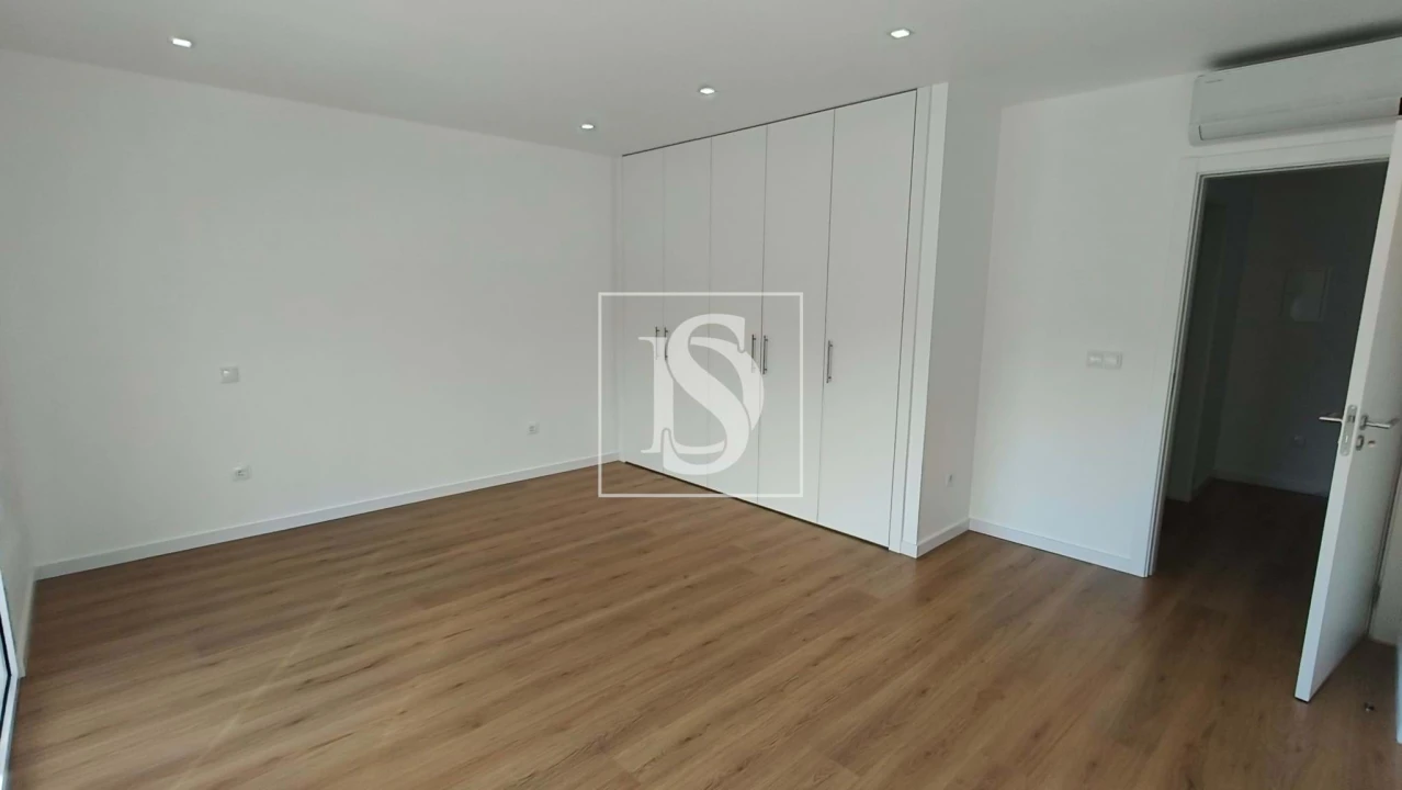 Moradia T4 para Venda em Nossa Sra de Fatima Foto 25