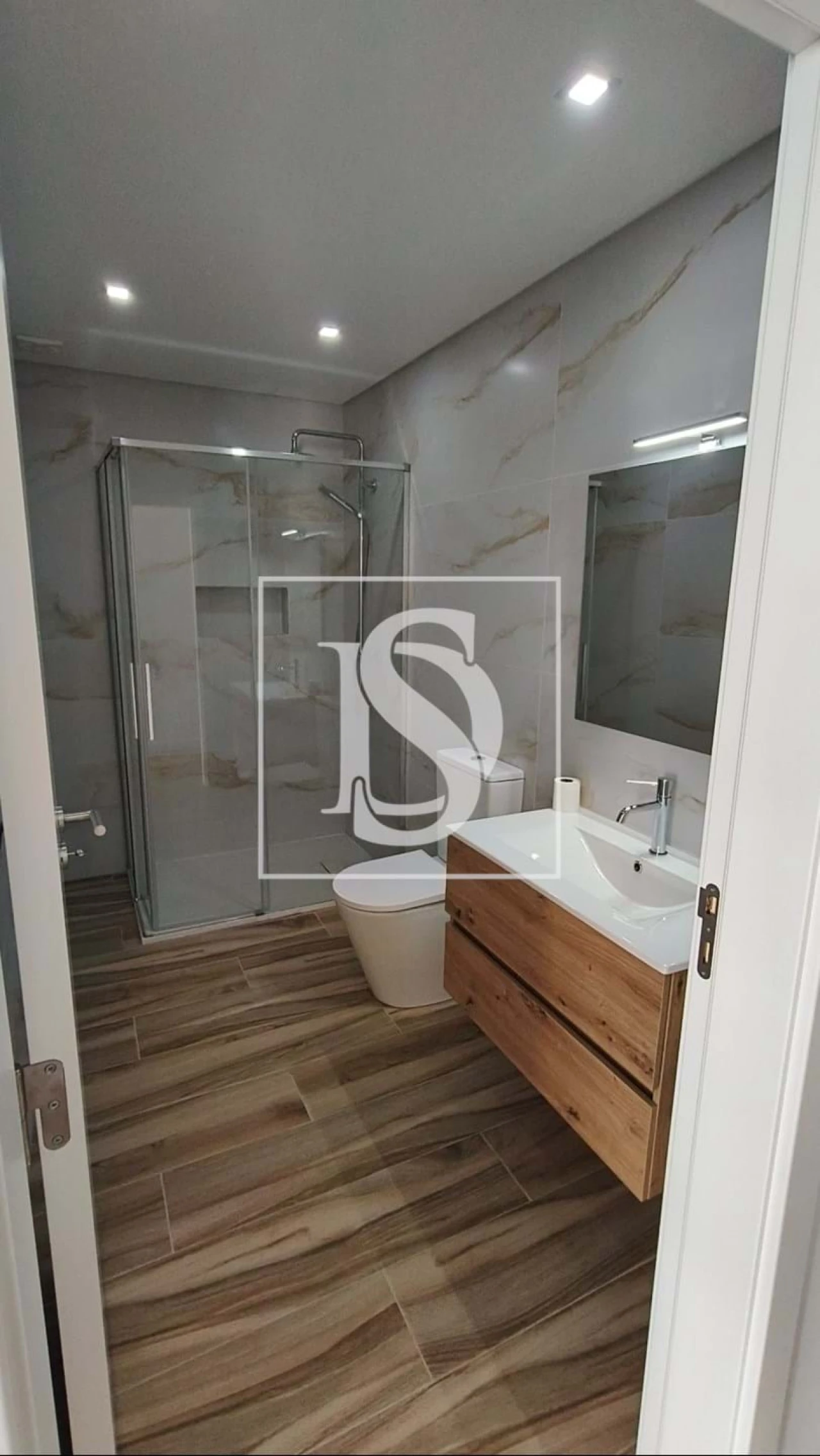 Moradia T4 para Venda em Nossa Sra de Fatima Foto 31