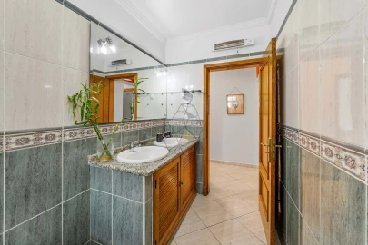 Apartamento T3 para Venda em Albufeira e Olhos de Água