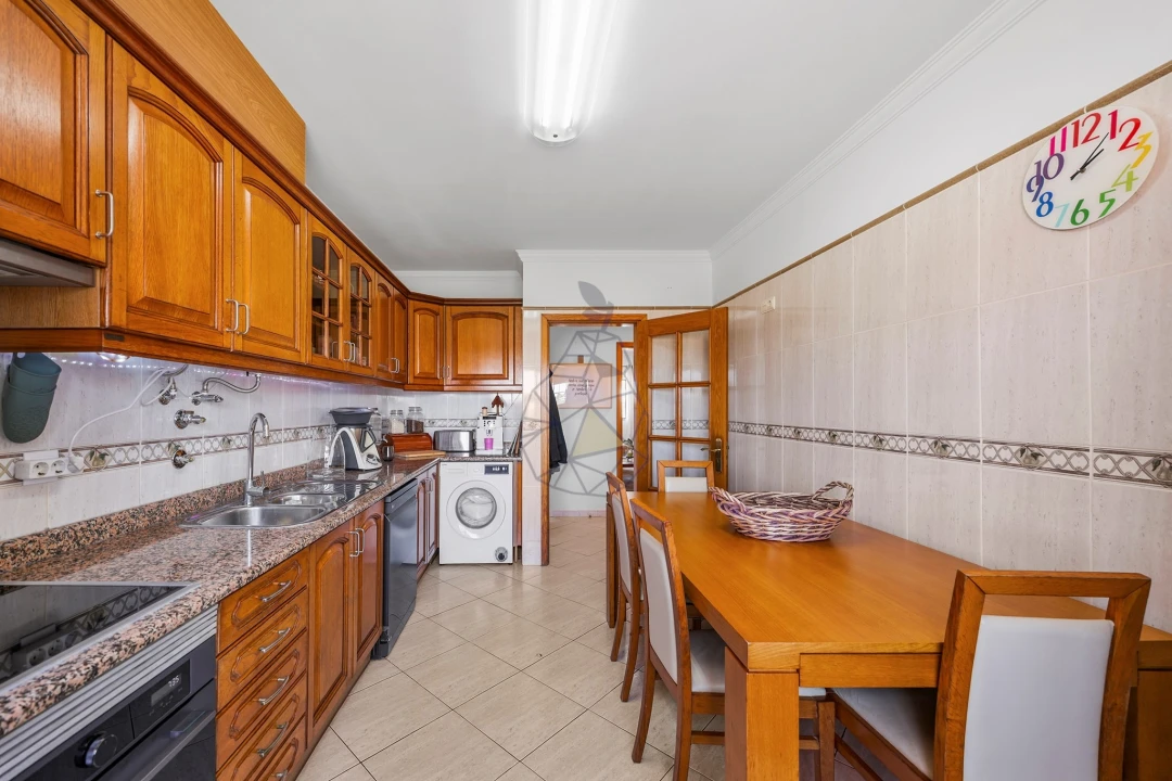 Apartamento T3 para Venda em Albufeira e Olhos de Água Foto 15