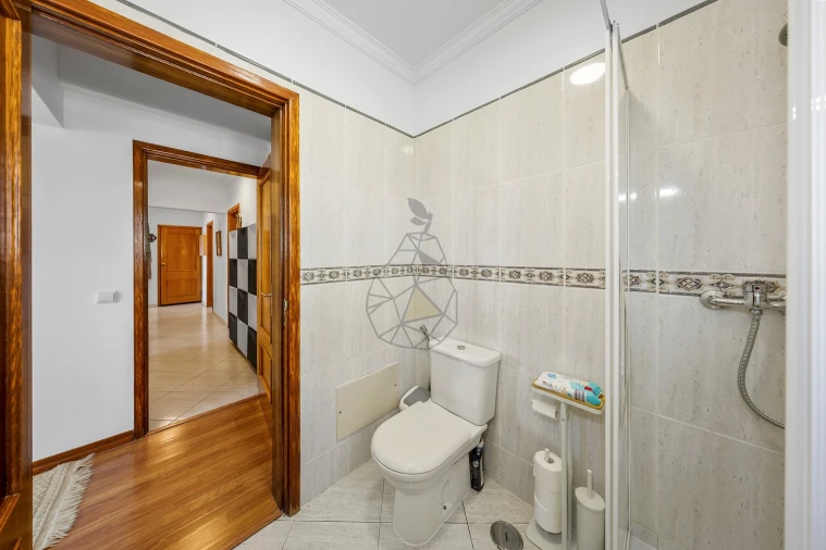 Apartamento T3 para Venda em Albufeira e Olhos de Água Foto 29