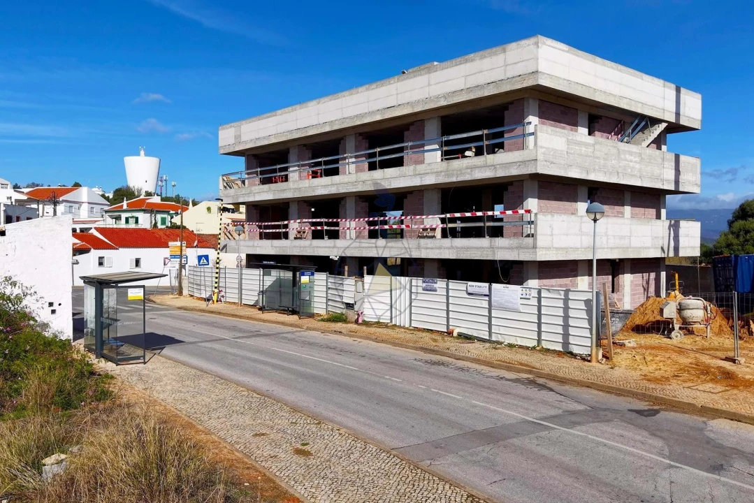 Apartamento T3 para Venda em Mexilhoeira Grande Foto 9