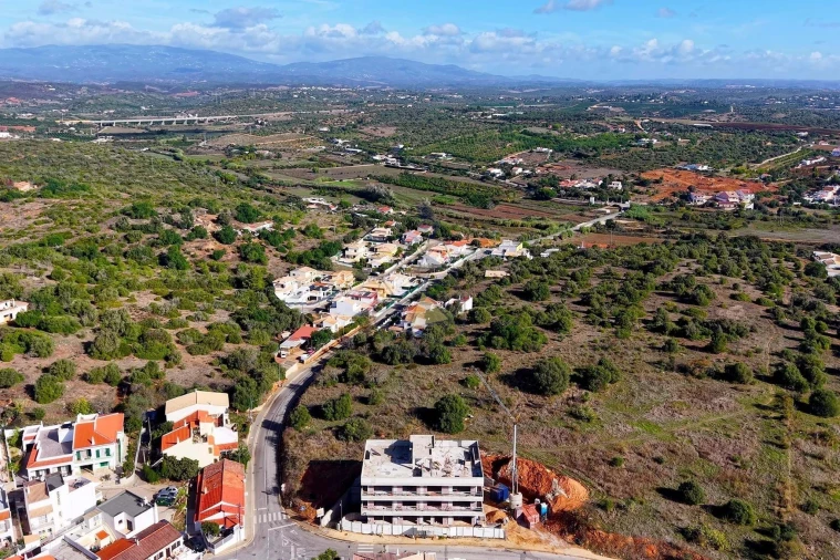 Apartamento T3 para Venda em Mexilhoeira Grande Foto 19