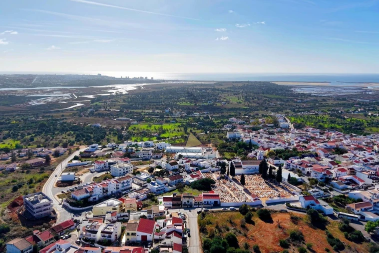 Apartamento T3 para Venda em Mexilhoeira Grande Foto 16
