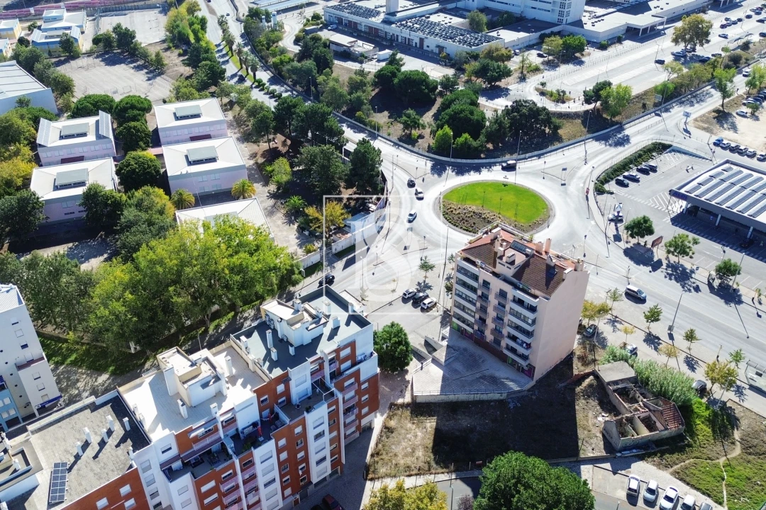 Garagem para Venda em Alto do Seixalinho, Santo André e Verderena Foto 10