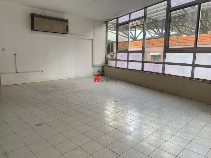 Negócio para Arrendamento em Viseu Foto 3