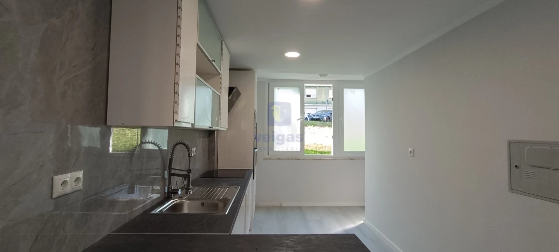 Apartamento T2 para Venda em Benfica Foto 22