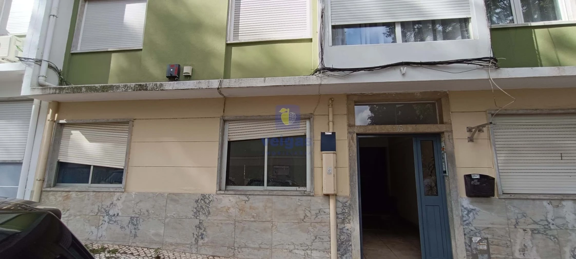 Apartamento T2 para Venda em Benfica Foto 23